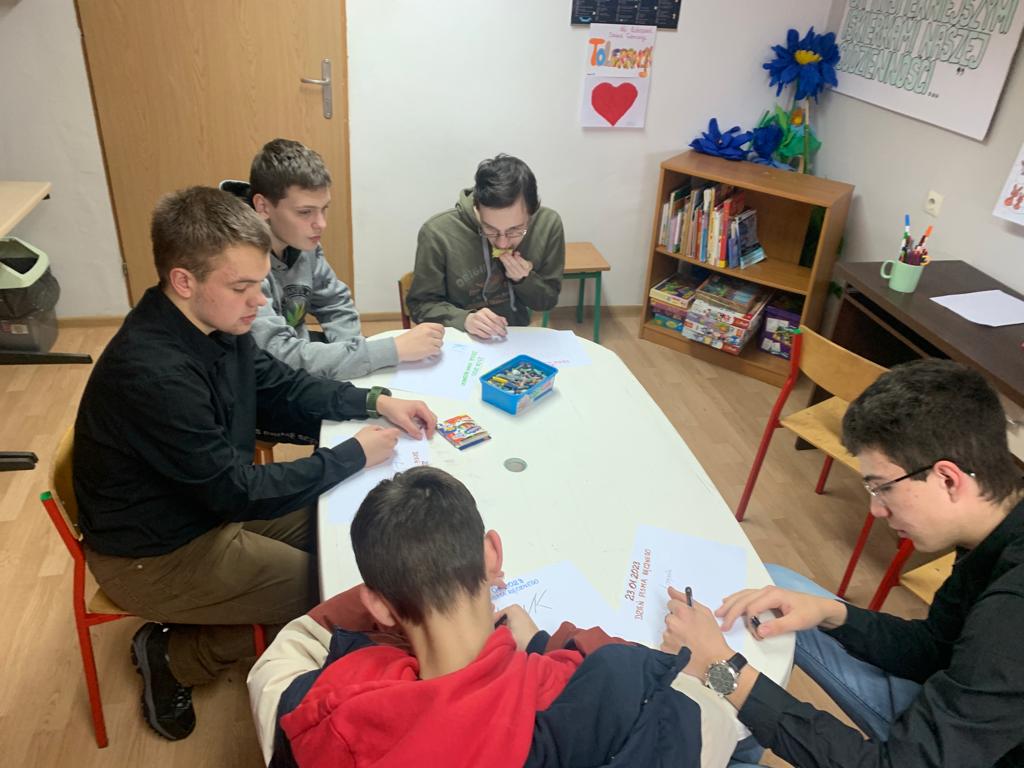 Dzień pisma ręcznego w SOSW Grodk&oacute;w